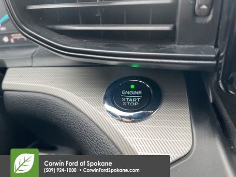 Used 2020 Ford Explorer XLT w/ Comfort Package image 19