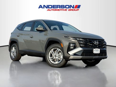 New 2026 Hyundai Tucson SE image 1