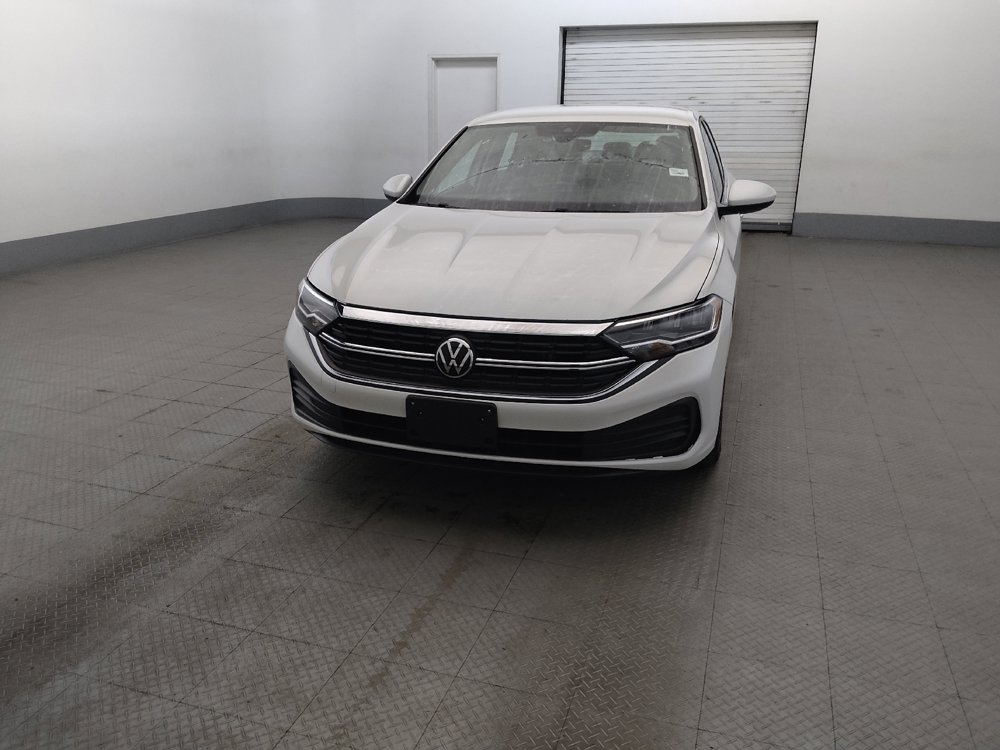 Used 2023 Volkswagen Jetta SE FWD image 15
