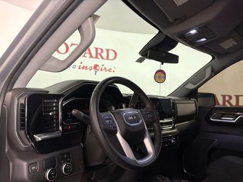 Used 2023 GMC Sierra 1500 Elevation RWD image 12