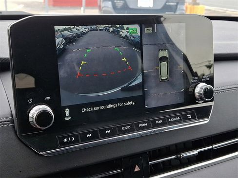 Used 2022 Mitsubishi Outlander SEL image 17