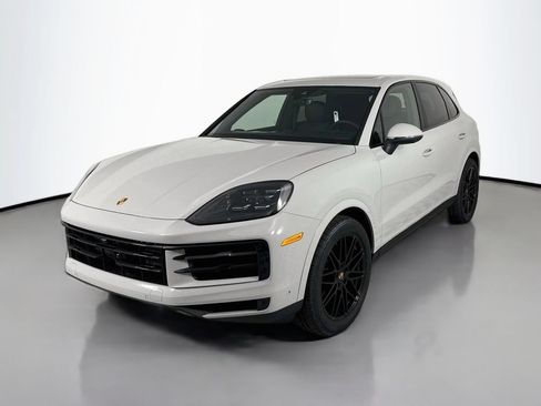 Certified 2025 Porsche Cayenne AWD/4WD image 1