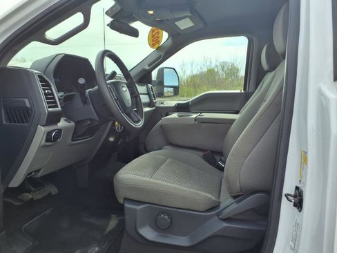 Used 2022 Ford F250 4x4 Regular Cab Super Duty image 32