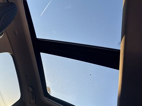 Certified 2025 Nissan Murano SL image 36