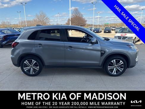 Used 2025 Mitsubishi Outlander Sport ES AWD/4WD image 6