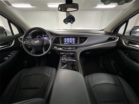 Used 2021 Buick Enclave Essence w/ Sport Touring Edition image 21