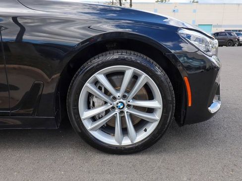 Used 2017 BMW 750i xDrive image 39