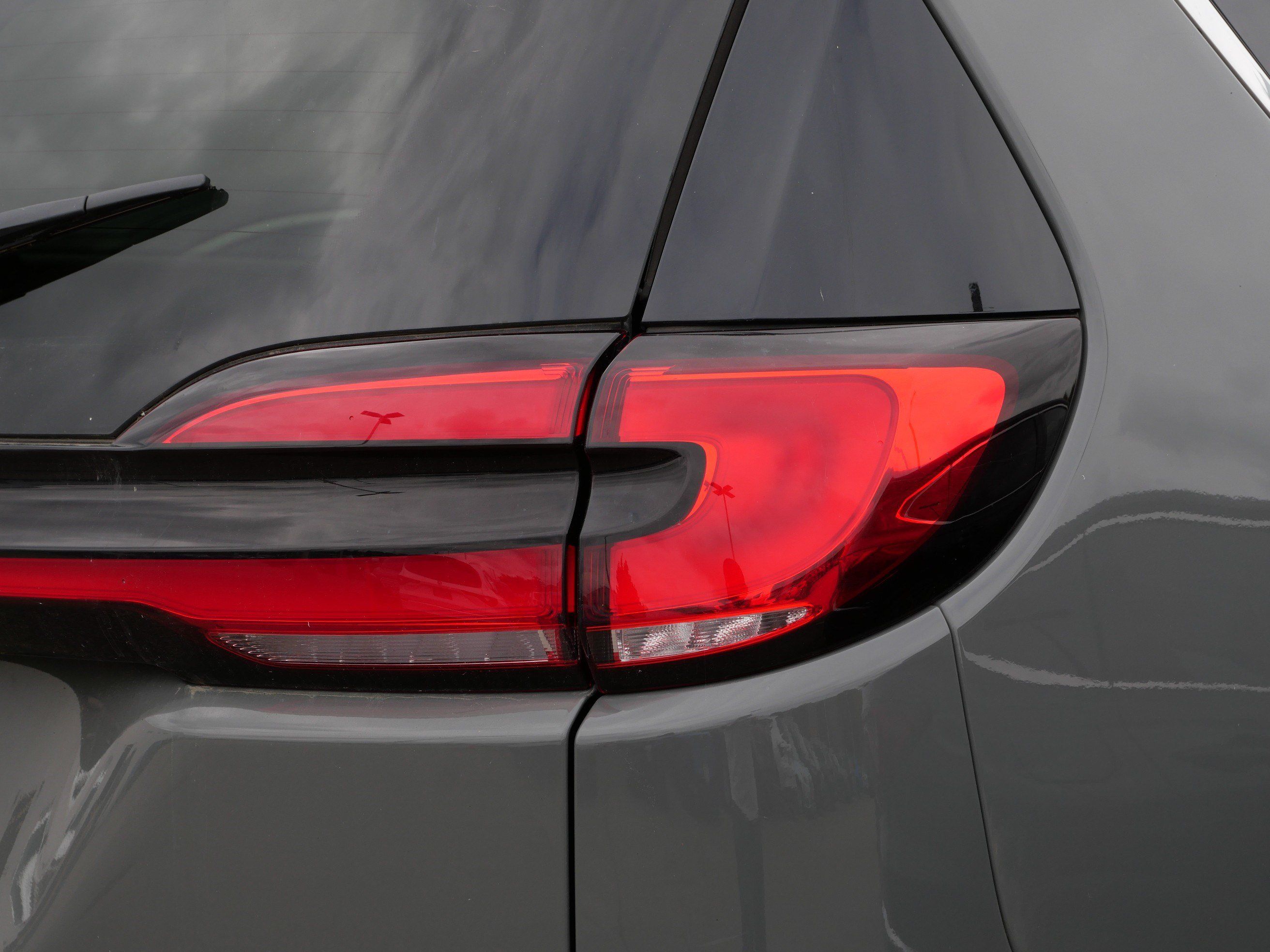 Used 2021 Chrysler Pacifica Touring AWD/4WD image 8