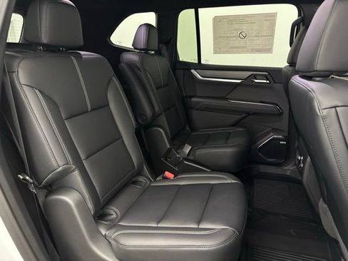 New 2026 GMC Acadia Elevation w/ Elevation Premium Package FWD image 39