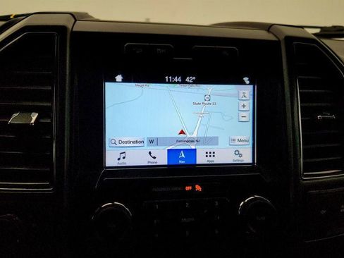 Used 2017 Ford F150 XLT w/ Equipment Group 302A Luxury image 18