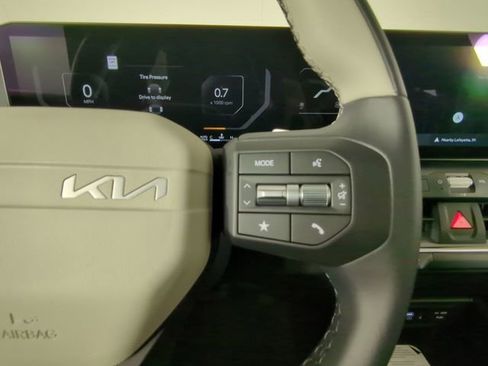 New 2025 Kia K4 GT-Line image 28