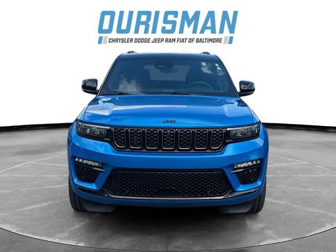 Used 2023 Jeep Grand Cherokee Summit AWD/4WD image 8
