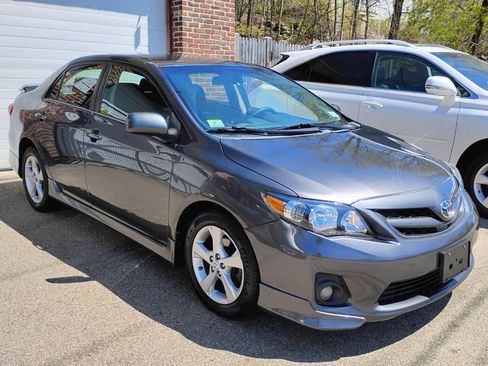 Used 2012 Toyota Corolla S image 3