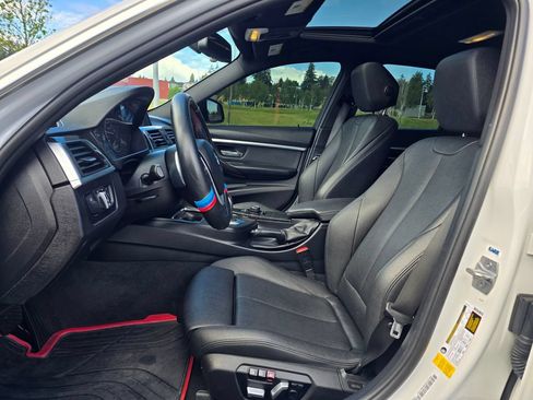 Used 2018 BMW 330i Sedan RWD image 11