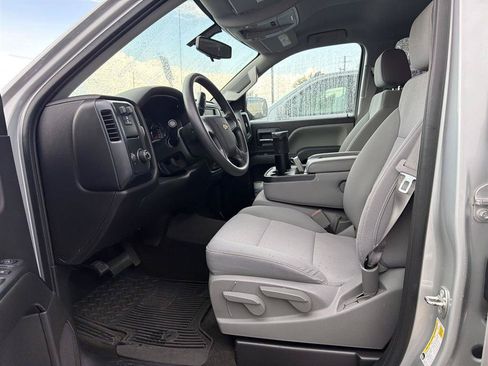 Used 2016 Chevrolet Silverado 1500 Custom w/ Custom Convenience Package RWD image 12