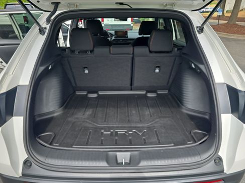 Used 2023 Honda HR-V Sport image 12