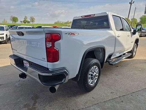 Used 2025 Chevrolet Silverado 2500 LT w/ Convenience Package AWD/4WD image 11