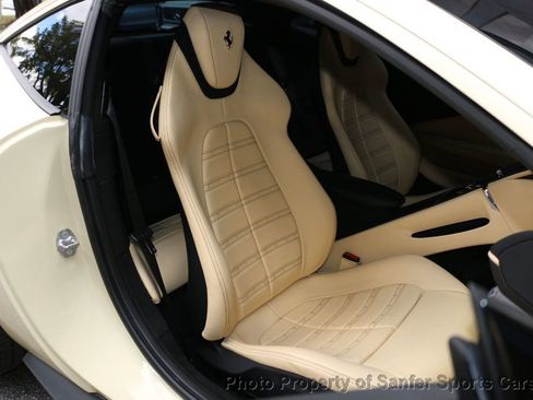 Used 2022 Ferrari Roma image 28