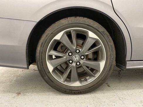 Used 2024 Honda Odyssey Elite image 7