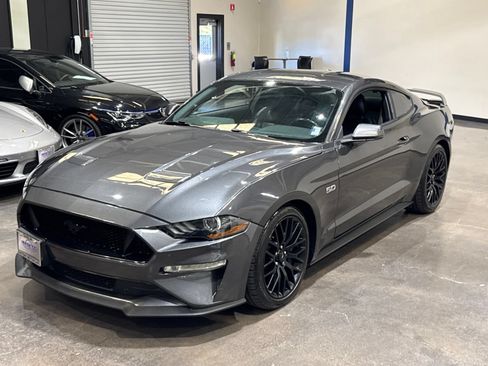 Used 2020 Ford Mustang GT Premium RWD image 9