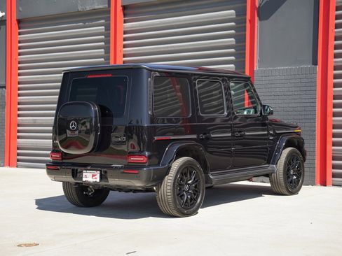 Used 2025 Mercedes-Benz G 580 w/ EQ Technology image 2