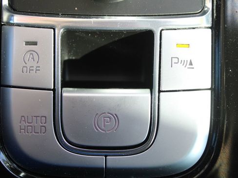 Used 2025 Kia Telluride S image 38