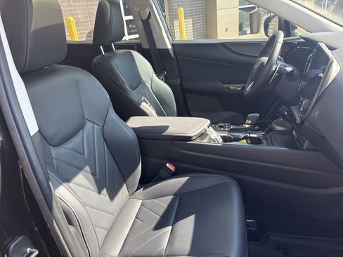 Used 2025 Lexus NX 450h+ AWD w/ Luxury Package image 33