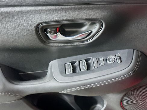 Used 2024 Honda HR-V EX-L image 15