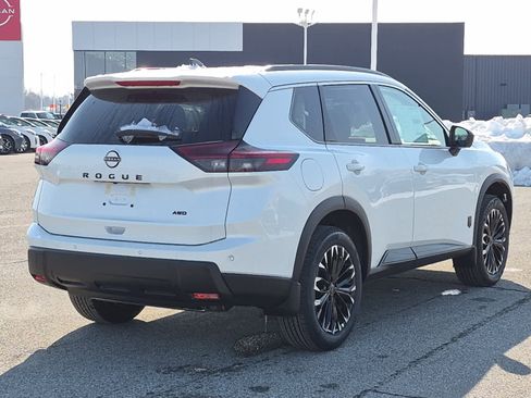 New 2026 Nissan Rogue Dark Armor image 3