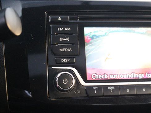 Used 2017 Nissan Sentra SV w/ Style Package image 21