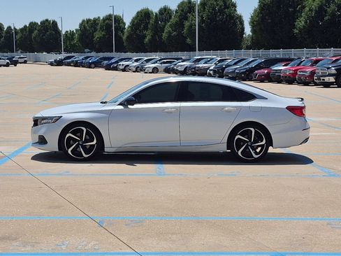 Certified 2022 Honda Accord Sport image 9
