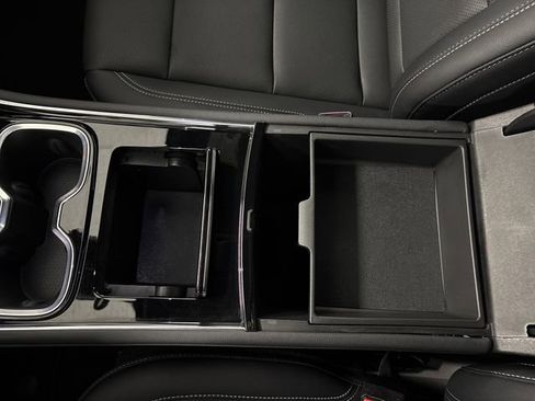 Used 2024 Chevrolet Traverse LT w/ Trailering Package image 66