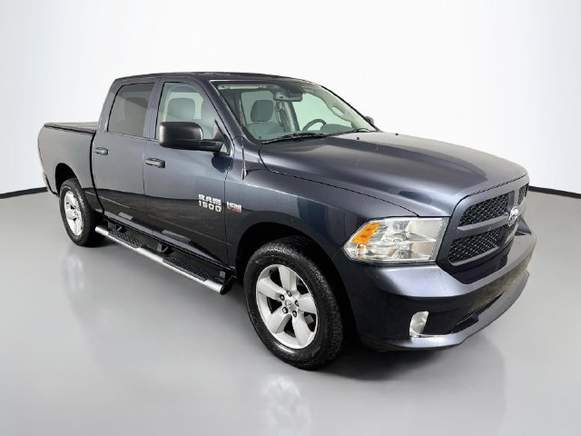 Used 2016 RAM 1500 Express w/ Popular Equipment Group AWD/4WD image 3