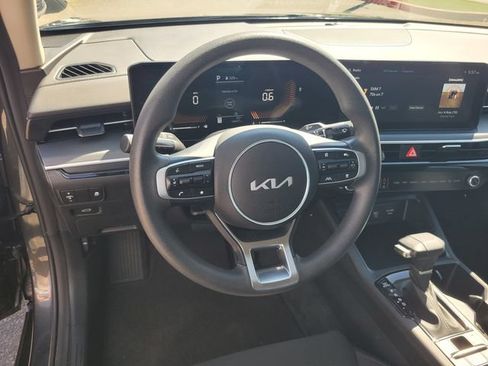 Used 2025 Kia K5 LXS FWD image 30