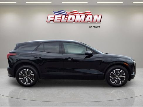 Used 2025 Chevrolet Blazer EV LT AWD/4WD image 7