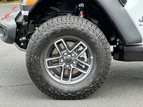 New 2026 Jeep Gladiator Mojave AWD/4WD image 24