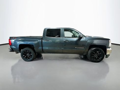 Used 2018 Chevrolet Silverado 1500 LT w/ True North Edition AWD/4WD image 6