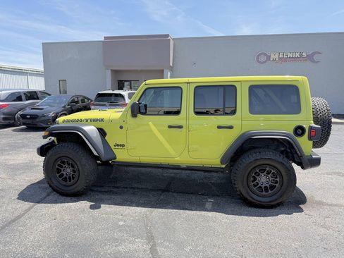 Used 2023 Jeep Wrangler Unlimited Sport AWD/4WD image 9