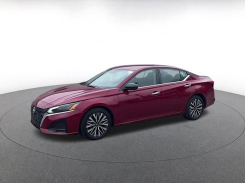 Used 2025 Nissan Altima 2.5 SV image 7