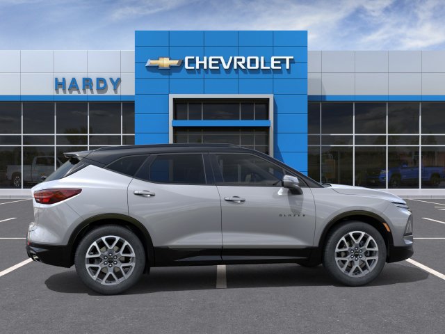 New 2026 Chevrolet Blazer RS FWD image 5