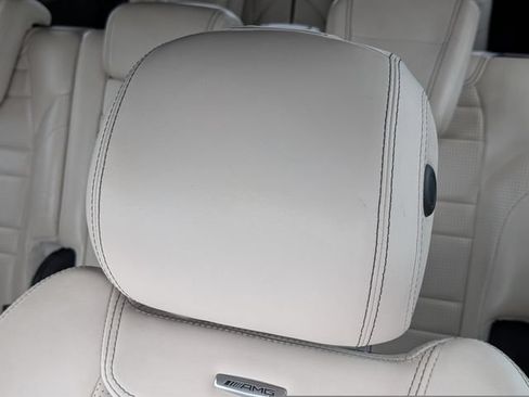 Used 2015 Mercedes-Benz GL 63 AMG 4MATIC image 18