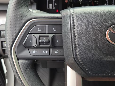 Certified 2026 Toyota 4Runner SR5 RWD image 24