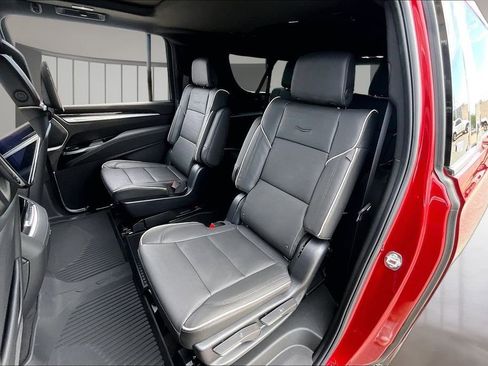 New 2026 Cadillac Escalade ESV Luxury image 10