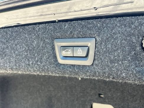 Used 2018 BMW 540i xDrive AWD/4WD image 27
