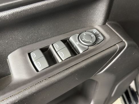 Used 2021 Chevrolet Silverado 1500 Custom AWD/4WD image 13