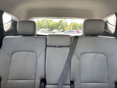 Used 2018 Hyundai Santa Fe Sport w/ 2.4L Value Package 02 FWD image 18