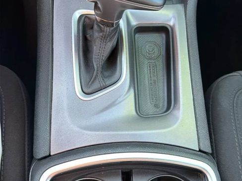 Used 2019 Dodge Charger Scat Pack RWD image 25
