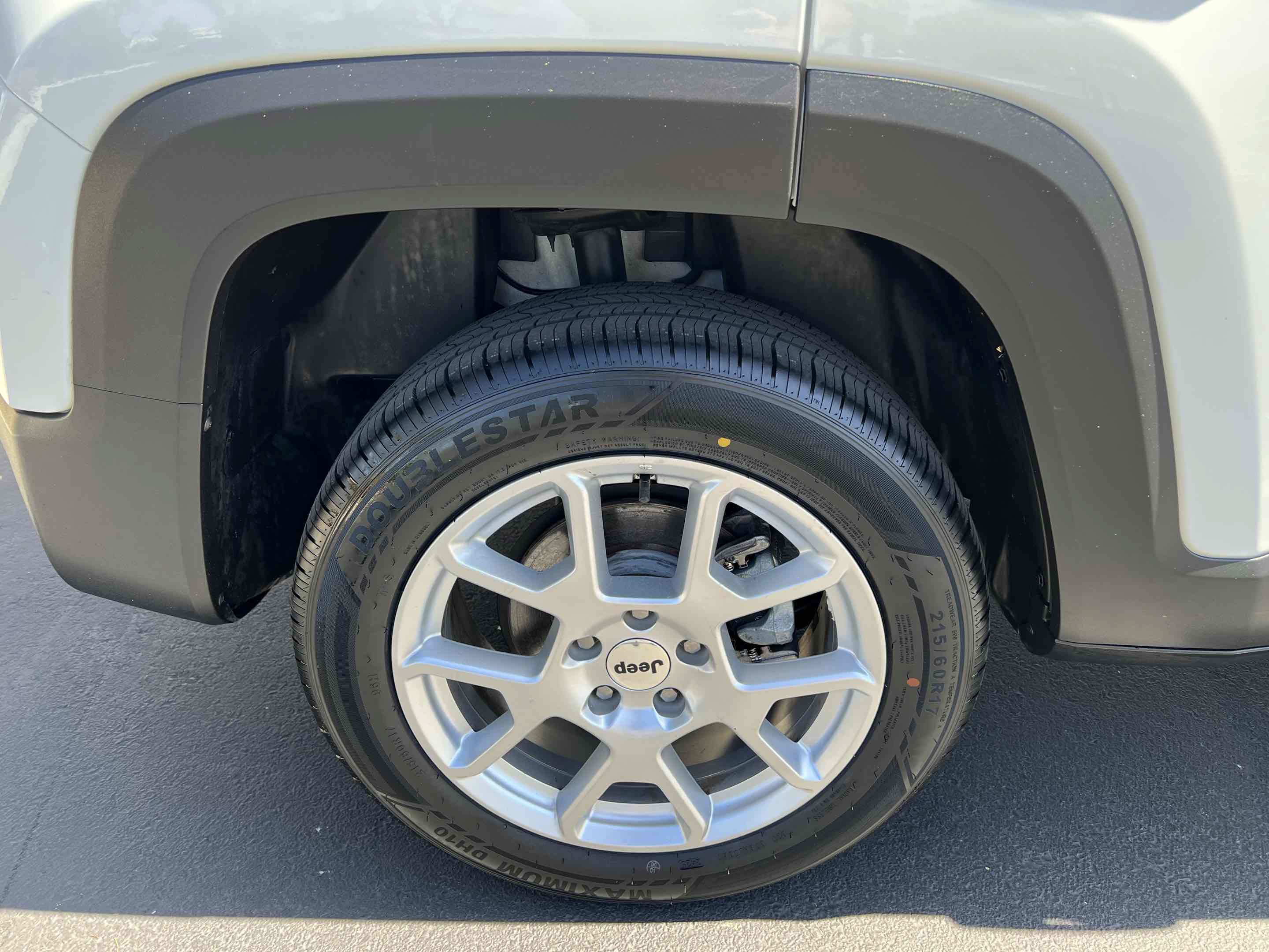 Used 2022 Jeep Renegade Latitude AWD/4WD image 70