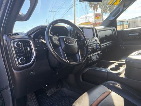 Used 2021 GMC Sierra 1500 AT4 image 9