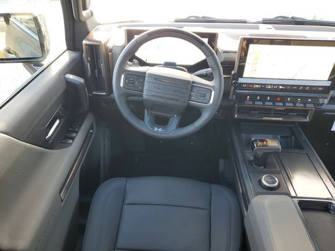 New 2025 GMC Hummer EV 3X w/ Extreme Off-Road Package image 17